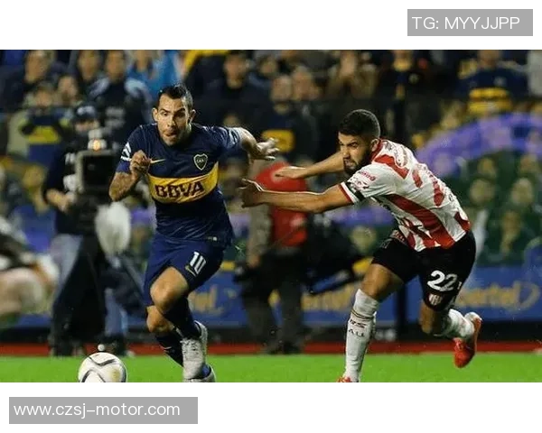 阿甲联赛精彩对决飓风队迎战大学队争夺胜利荣耀